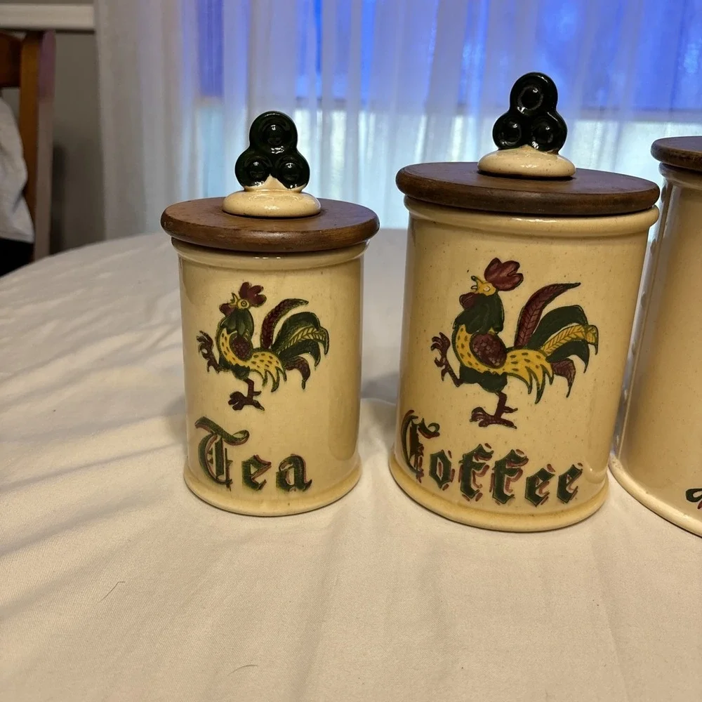 Metlox‎ Pottery Poppy Trail California Provincial Rooster Set/4 Canisters